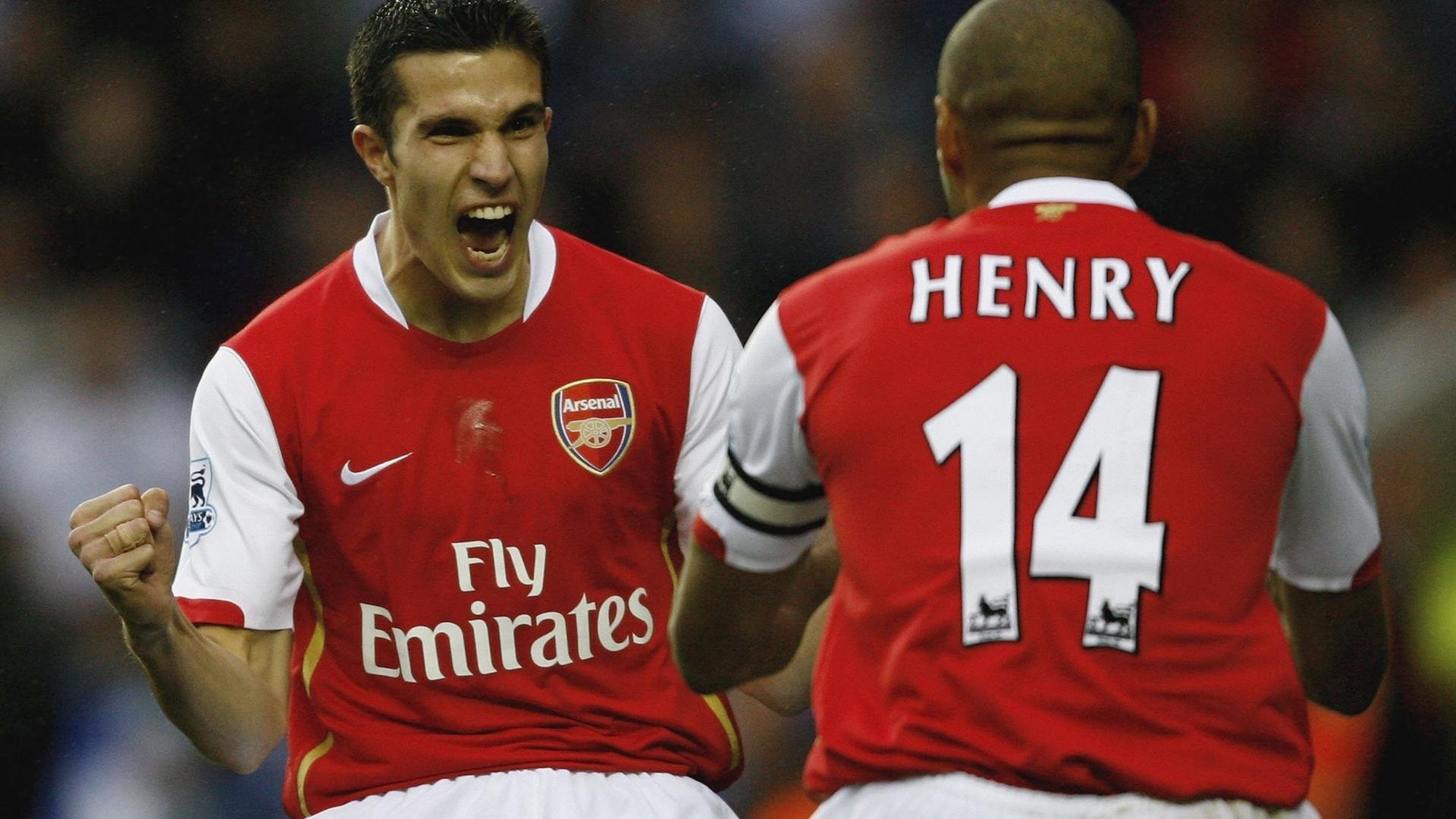 开云体育官网-皇马对阵摩纳哥，厄德高在伯纳乌的星光，如何照亮了足球的传承与未来